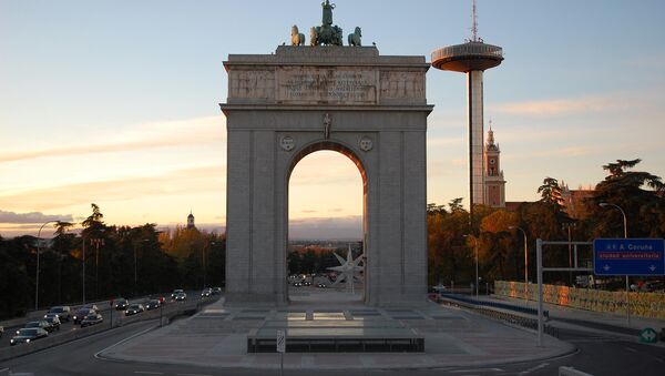 Arco de la Victoria en Madrid - Sputnik Mundo