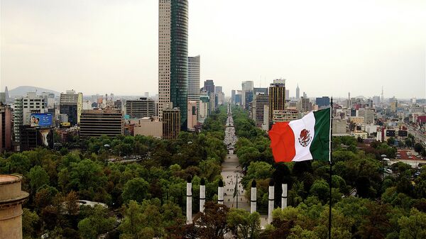 Центральная улица Мехико – Пасео-де-ла-Реформа - Sputnik Mundo