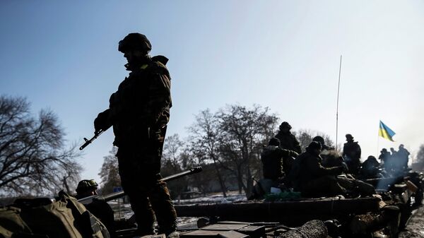 Poroshenko ve peligro de una nueva escalada del conflicto en Donbás - Sputnik Mundo