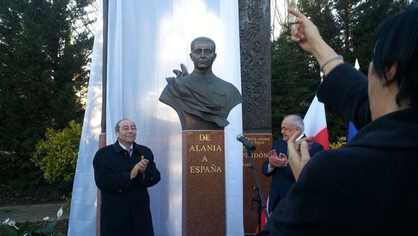 El héroe soviético Mamsúrov ya tiene su monumento en Fuenlabrada - Sputnik Mundo