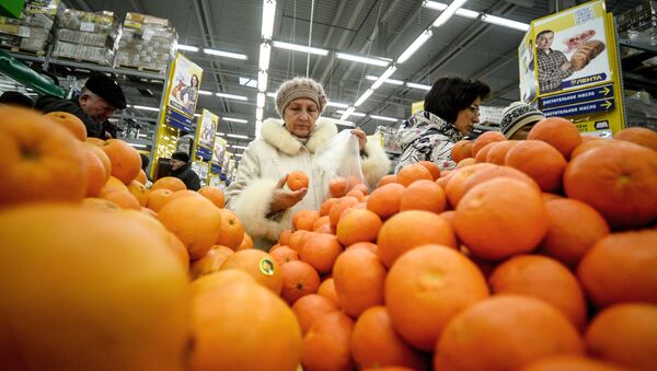 Rusia podría desembargar productos agrícolas de Occidente a cambio de inversiones - Sputnik Mundo