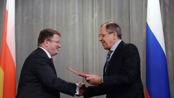 Serguéi Lavrov y David Sanakoev, ministros de Exteriores de Rusia y Osetia del Sur - Sputnik Mundo