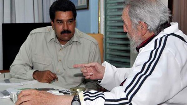 Nicolás Maduro y Fidel Castro (archivo) - Sputnik Mundo