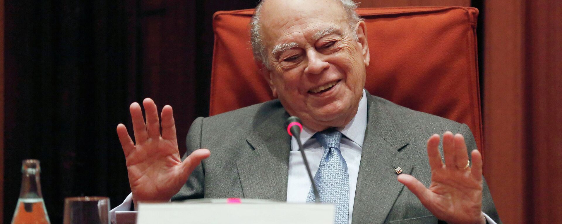Catalonia's former president Jordi Pujol appears before a commission investigating tax evasion and money laundering at the Catalan Parliament, in Barcelona February 23, 2015 - Sputnik Mundo, 1920, 16.06.2021