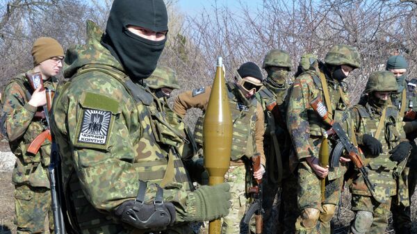 Militantes del batallón Azov - Sputnik Mundo
