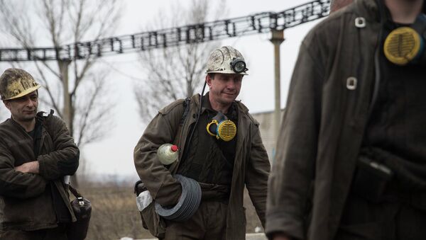 Asciende a 17 el número de muertos en el accidente en una mina en Donbás - Sputnik Mundo