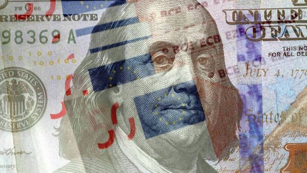 La caída del euro estimulará las exportaciones de la UE, considera experto - Sputnik Mundo