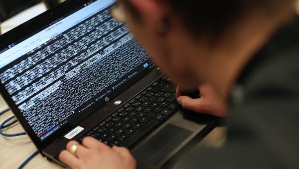 Sospechan a hackers rusos de ataque contra correos electrónicos del Pentágono - Sputnik Mundo