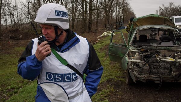 Observador de la OSCE en Donbás (Archivo) - Sputnik Mundo