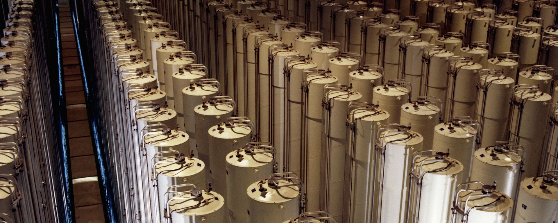 Centrifugadoras de gas para enriquecimiento de uranio (Archivo) - Sputnik Mundo, 1920, 30.03.2021