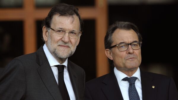 Presidente del Gobierno de España, Mariano Rajoy y presidente de Cataluña, Artur Mas - Sputnik Mundo