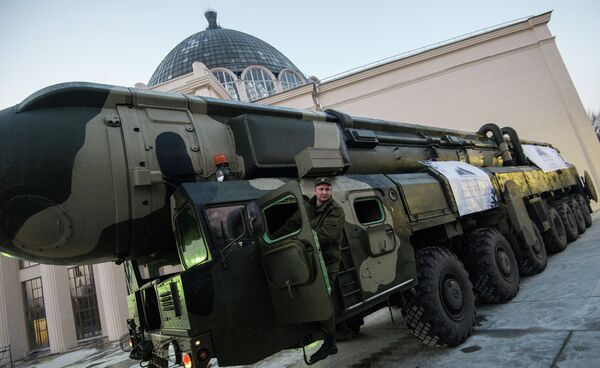 Los misiles balísticos Tópol: 30 años en servicio operacional - Sputnik Mundo