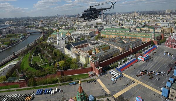 Ensayo de la parte aérea del Desfile de la Victoria en Moscú - Sputnik Mundo