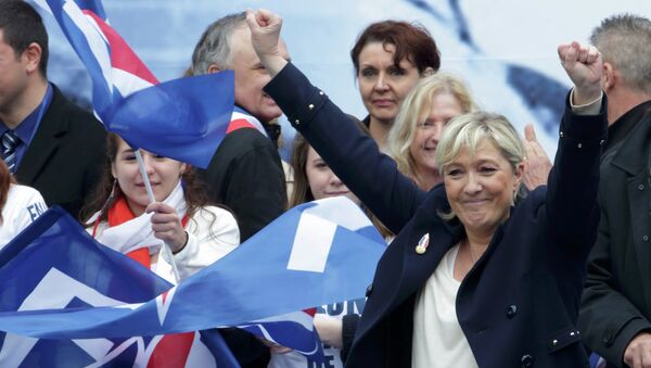 Marine Le Pen, líder del partido francés de extrema derecha Frente Nacional - Sputnik Mundo