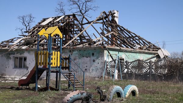 Представители ОБСЕ посетили поселок Спартак в Донецкой области - Sputnik Mundo
