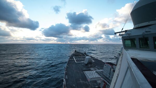 Destructor estadounidense USS Donald Cook en el mar Negro - Sputnik Mundo