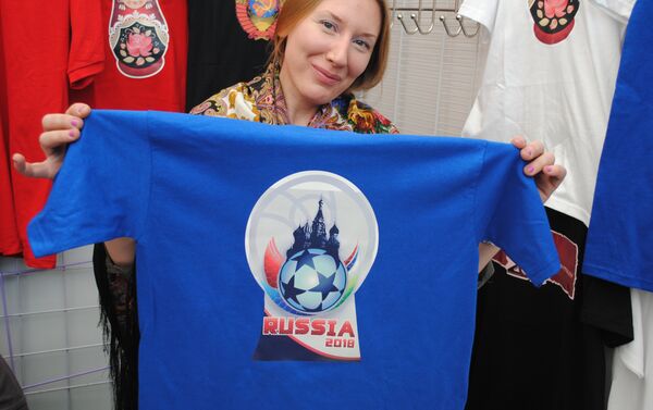 Rusia enseña en el Zócalo de la ciudad de México los souvenirs del Mundial 2018 - Sputnik Mundo