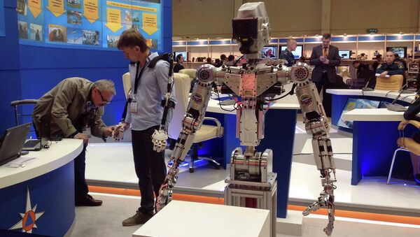 Robot androide de rescate - Sputnik Mundo