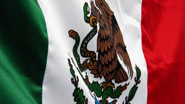 México revisa a la baja sus previsiones de crecimiento del PIB para finales de 2015 - Sputnik Mundo