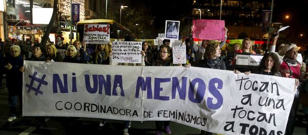 Solo ocho países latinoamericanos asignan presupuesto para combatir violencia de género Solo ocho países latinoamericanos asignan presupuesto para combatir violencia de género - Sputnik Mundo