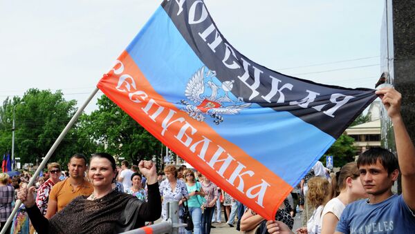 Repúblicas populares de Donetsk y Lugansk proponen enmiendas constitucionales - Sputnik Mundo