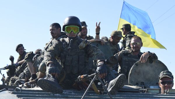 Miembros de las fuerzas armadas de Ucrania - Sputnik Mundo