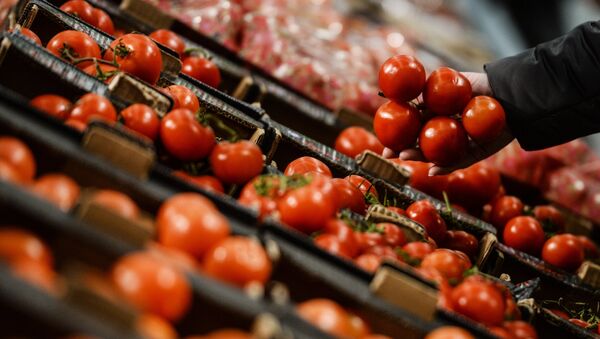 Veto a Turquía afectará mercado ruso de frutas y verduras - Sputnik Mundo