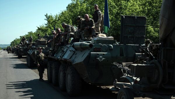 Colonna esercito ucraino nel Donbass - Sputnik Mundo