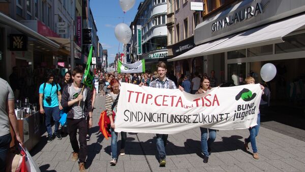 Protesta contra TTIP, CETA y TiSA en Berlin, Alemania - Sputnik Mundo