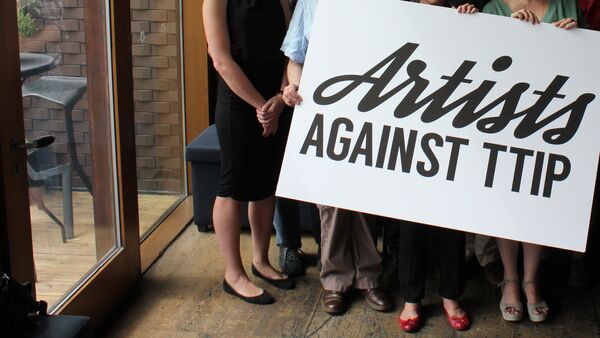 Artistas de Reino Unido lanzan su propia campaña contra el TTIP - Sputnik Mundo