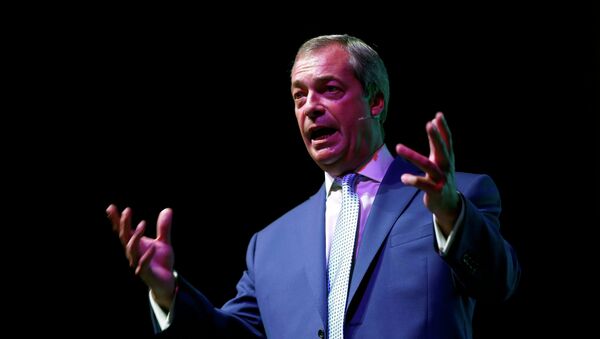 Nigel Farage, ex líder del Partido por la Independencia de Reino Unido (UKIP) - Sputnik Mundo