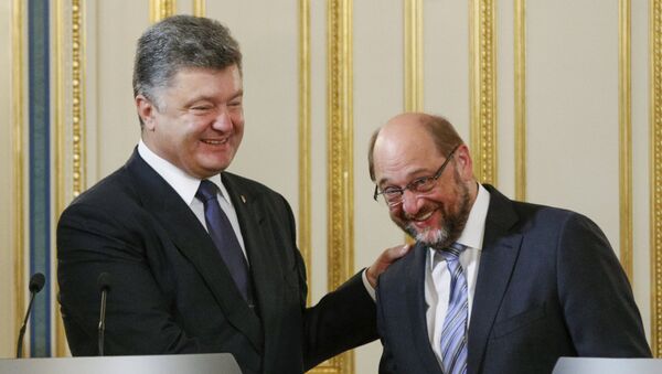 Presidente de Ucrania, Petró Poroshenko y presidente del Parlamento Europeo, Martin Schultz - Sputnik Mundo