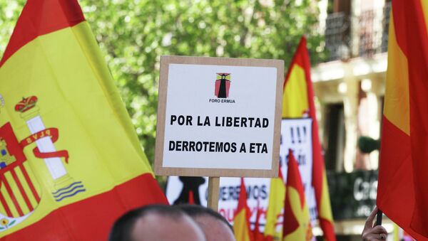 Manifestación de víctimas del terrorismo en Madrid, España - Sputnik Mundo
