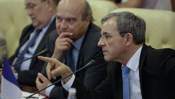 Diputados franceses durante su visita a Crimea - Sputnik Mundo