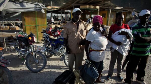 Migrantes haitianos deportados de la República Dominicana - Sputnik Mundo