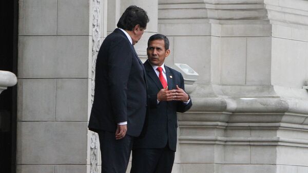 Presidente de Perú, Ollanta Humala y su antecesor, Alan García - Sputnik Mundo