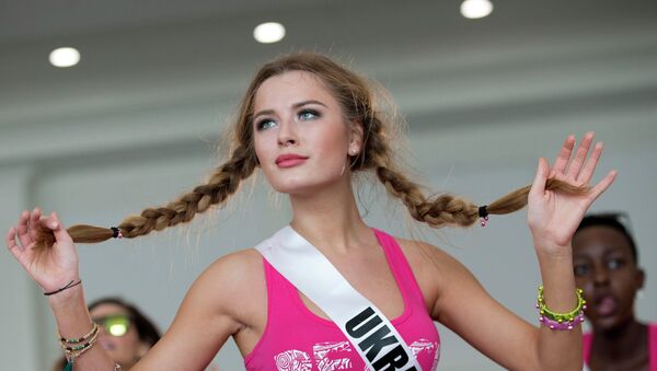 Diana Harkusha, participante ucraniana del concurso Miss Universo 2014 - Sputnik Mundo