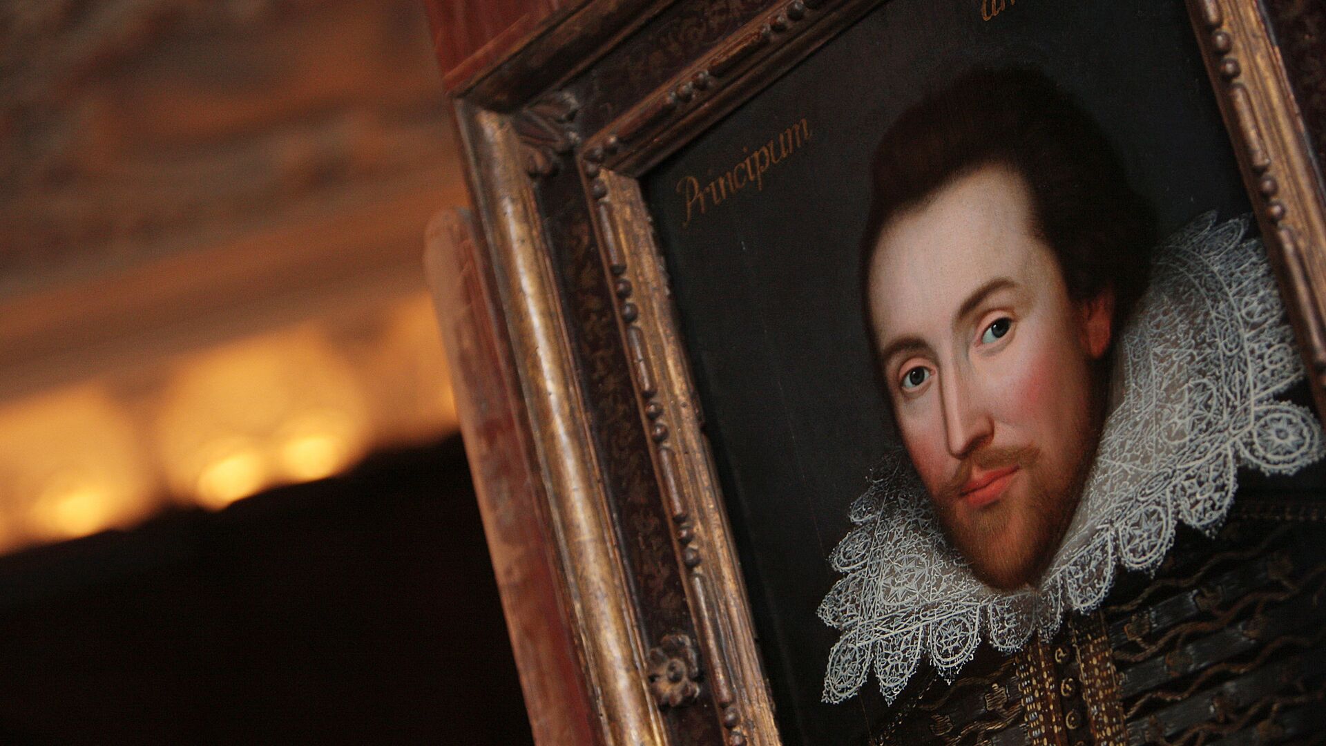 A portrait of William Shakespeare is pictured in London, on March 9, 2009.  - Sputnik Mundo, 1920, 28.05.2021