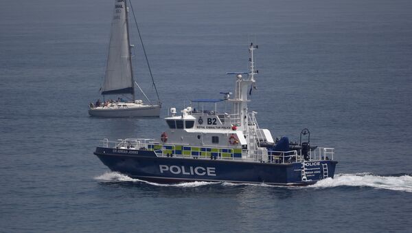 Policía de Gibraltar en las aguas del mar Mediterráneo - Sputnik Mundo