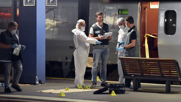 Tres heridos de bala en un tren de Ámsterdam a París - Sputnik Mundo