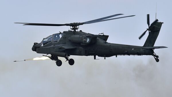 Helicóptero Apache AH-64 norteamericano (archivo) - Sputnik Mundo