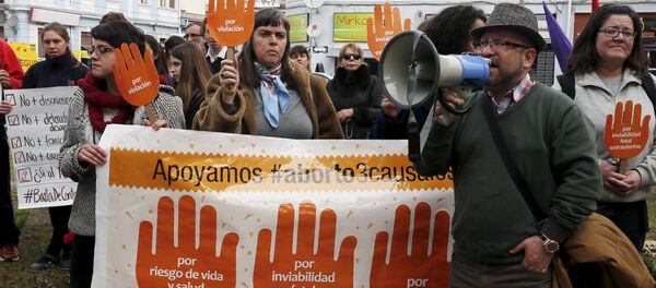 La manifestación en apoyo al proyecto de la ley del gobierno chileno que busca legalizar el aborto (Archivo) La manifestación en apoyo al proyecto de la ley del gobierno chileno que busca legalizar el aborto (Archivo) - Sputnik Mundo