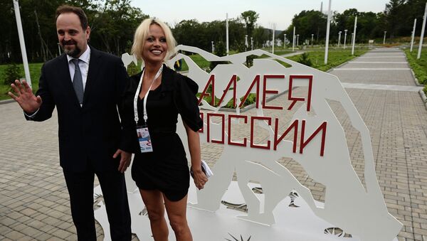 Pamela Anderson define Rusia como un 