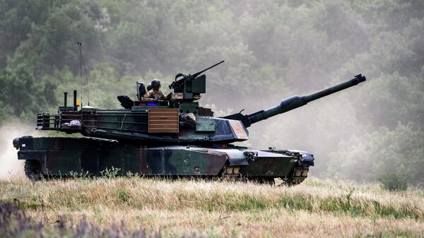US Army M1A2 Abrams battle tank is pictured during a joint military drill Kabile - 2015 with Bulgaria's army at Novo Selo military ground on June 25, 2015. - Sputnik Mundo