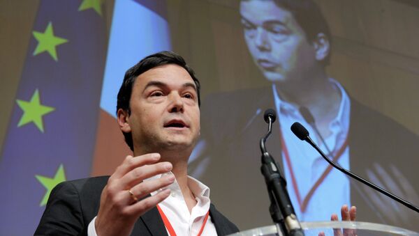 Thomas Piketty, economista francés - Sputnik Mundo