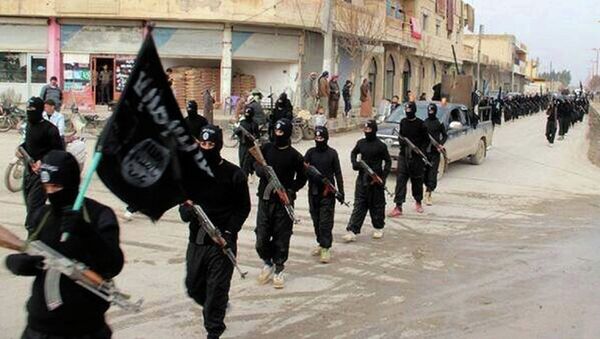 Militantes del grupo Estado Islámico - Sputnik Mundo