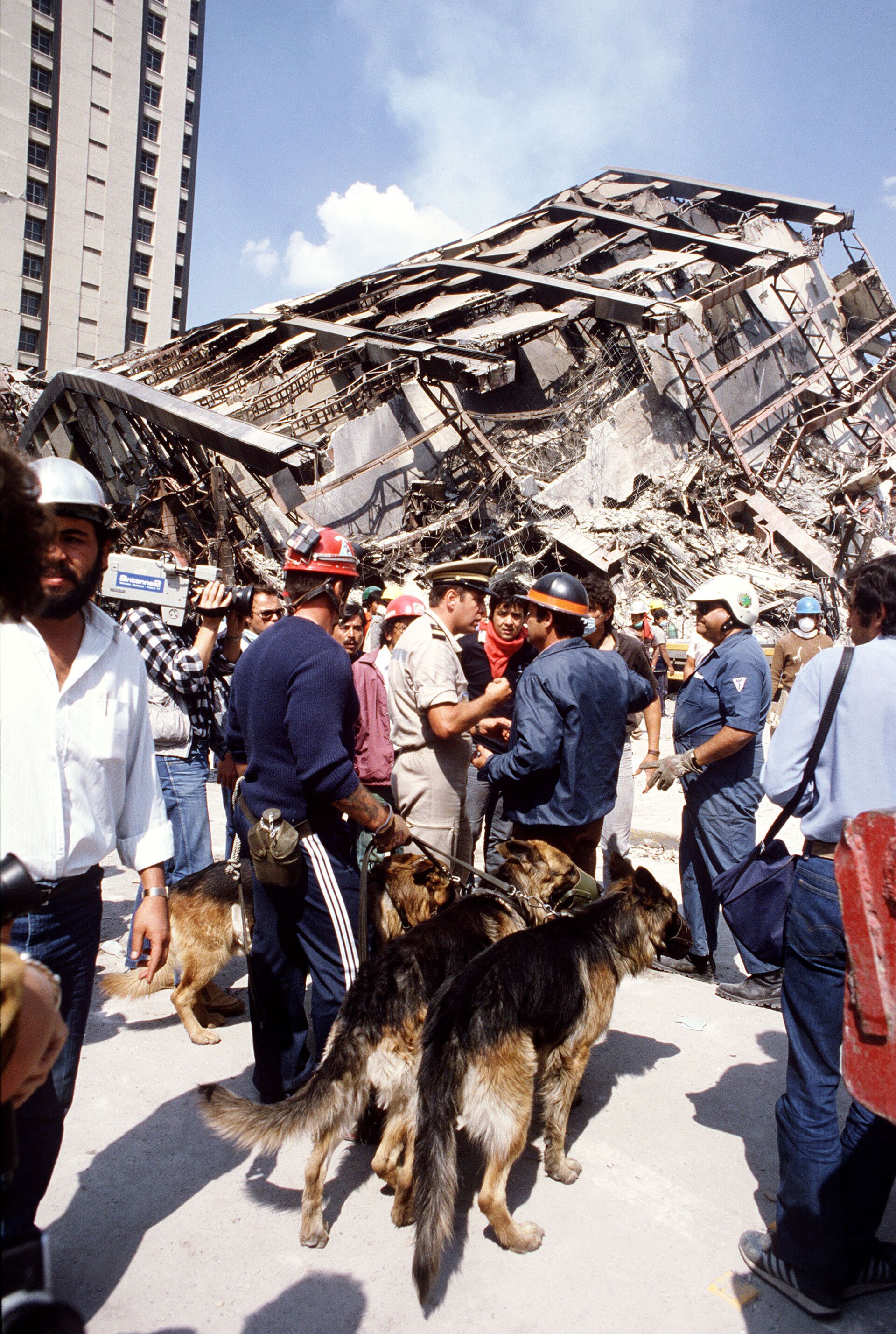 Las consecuencias del terremoto en México, 1985 - Sputnik Mundo, 1920, 17.09.2021