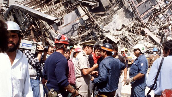 Las consecuencias del terremoto en México, 1985 - Sputnik Mundo