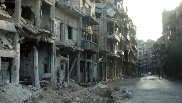 Consecuencias de los bombardeos en las afueras de Damasco - Sputnik Mundo