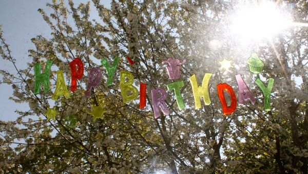 Un juez libera de 'copyright' a Happy Birthday to You - Sputnik Mundo